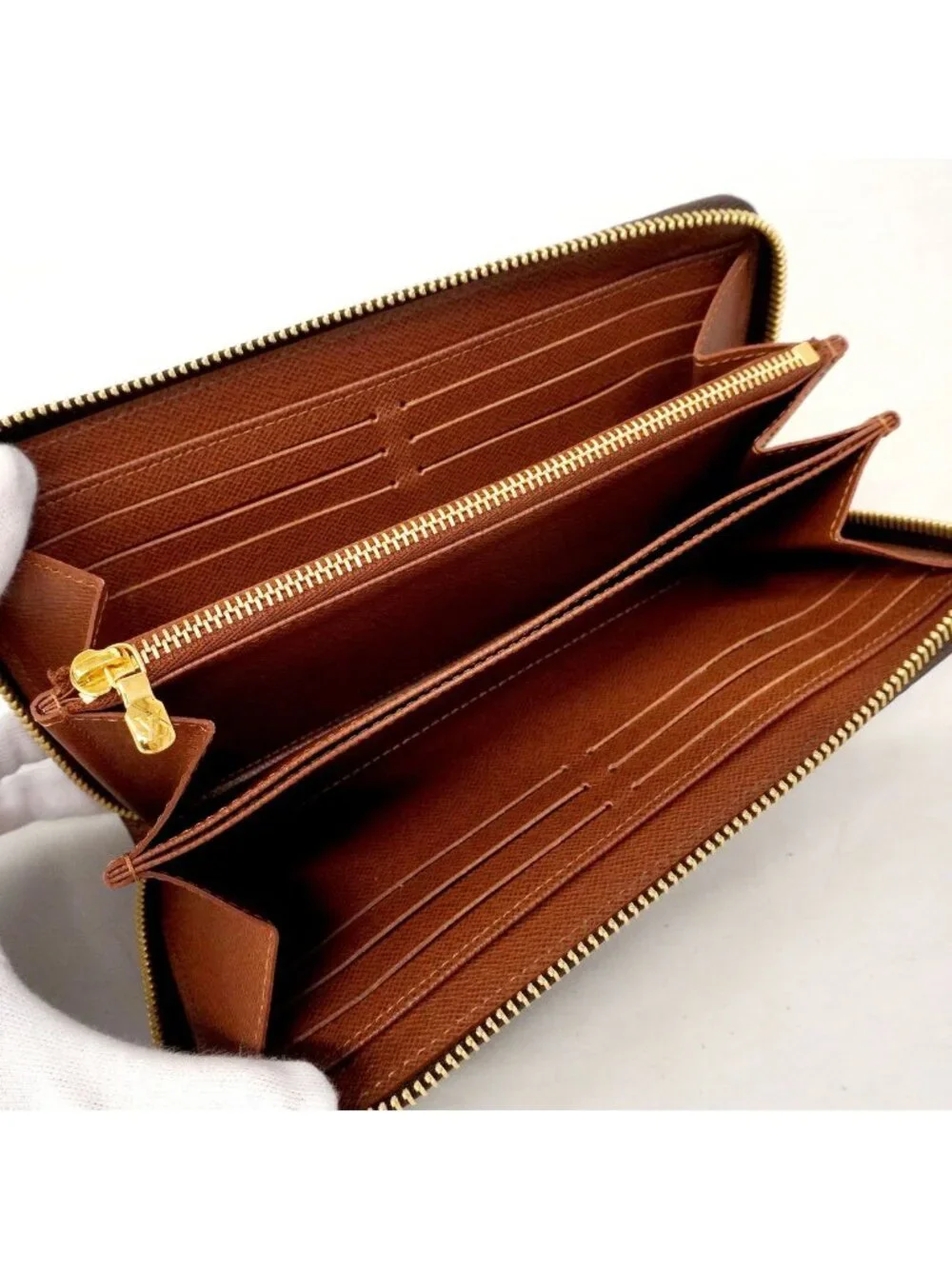 Louis Vuitton Wallet Monogram Zippy Brown